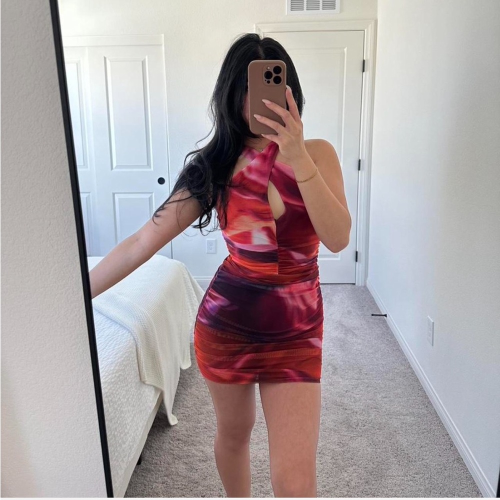 Oh Polly Ruched Mini Dress - Picture 4 of 5